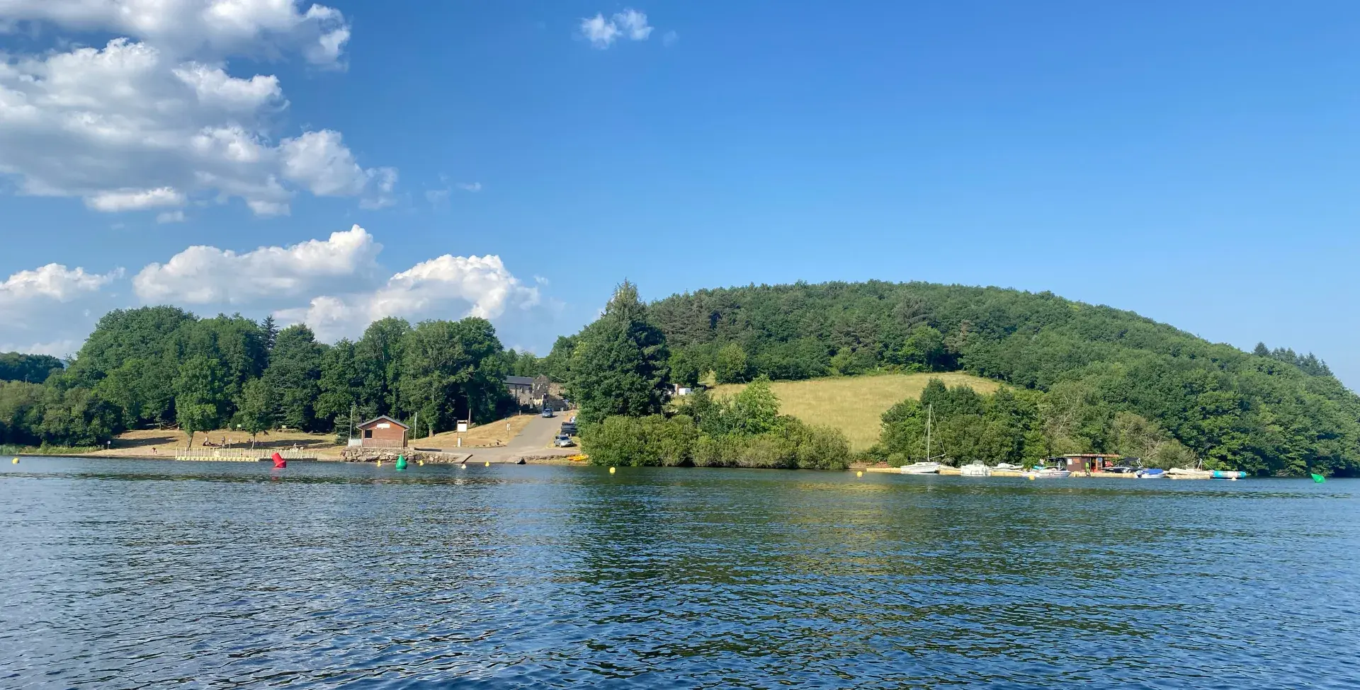 Lac de La Raviège -vue Gua des Brasses