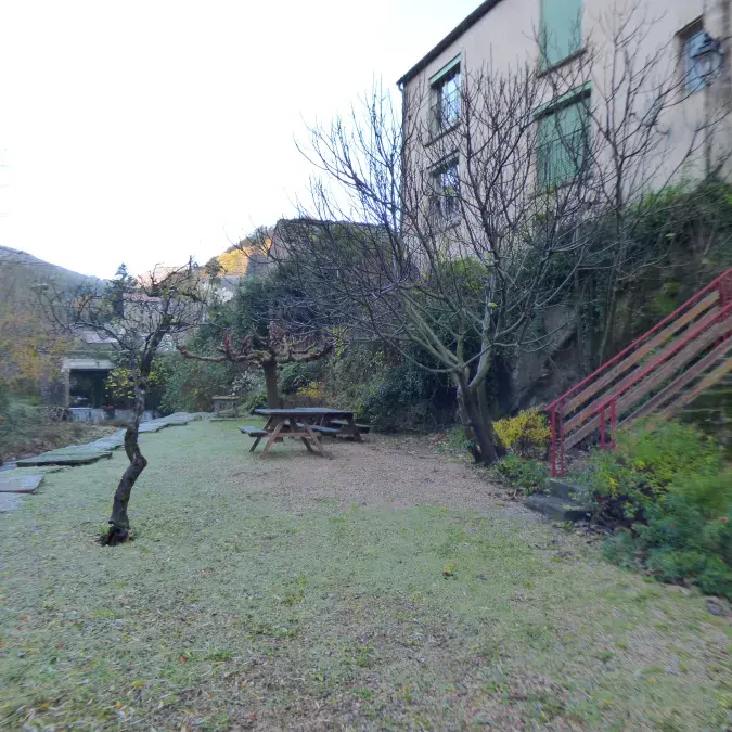 Aire de pique-nique de Castanet_Castanet-le-Haut