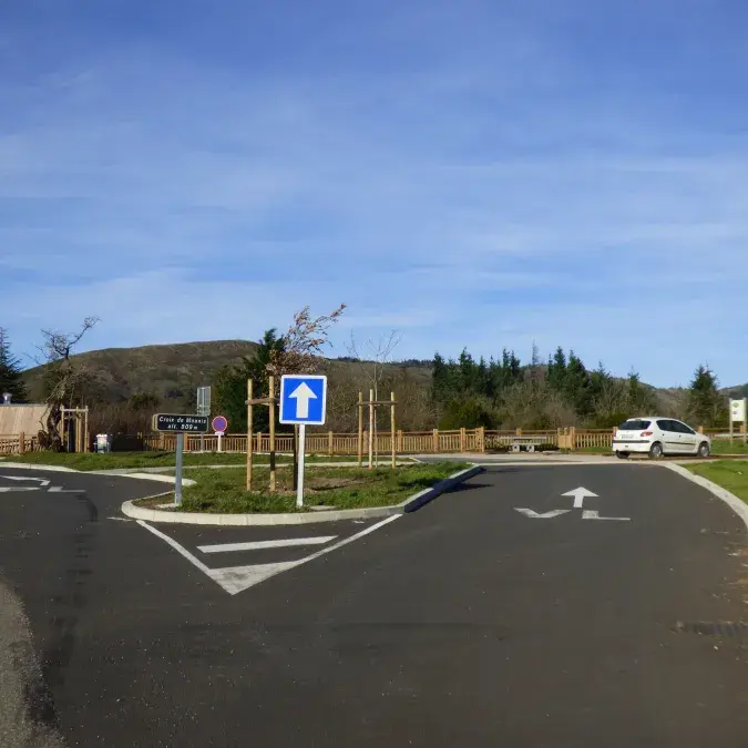 Aire de pique-nique de la Croix de Mounis_Castanet-le-Haut