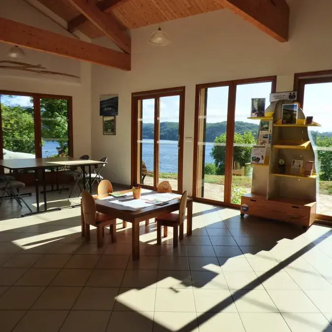 Bureau d'information touristique du lac du Laouzas_Nages