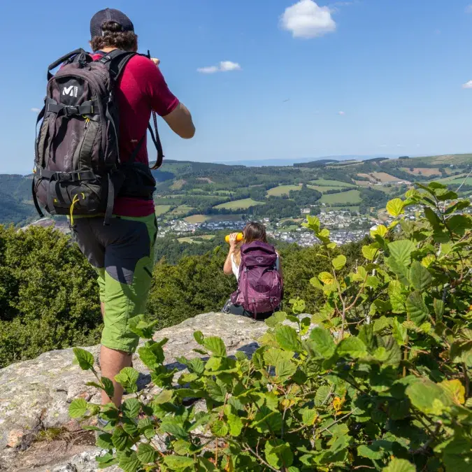 Pause contemplative au roc des Ecus