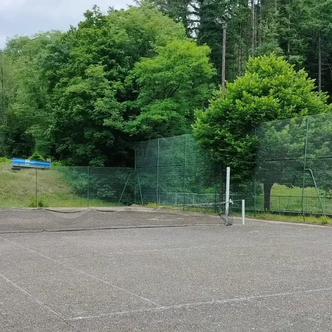 Aire de pique-nique du boulodrome_Castanet-le-Haut