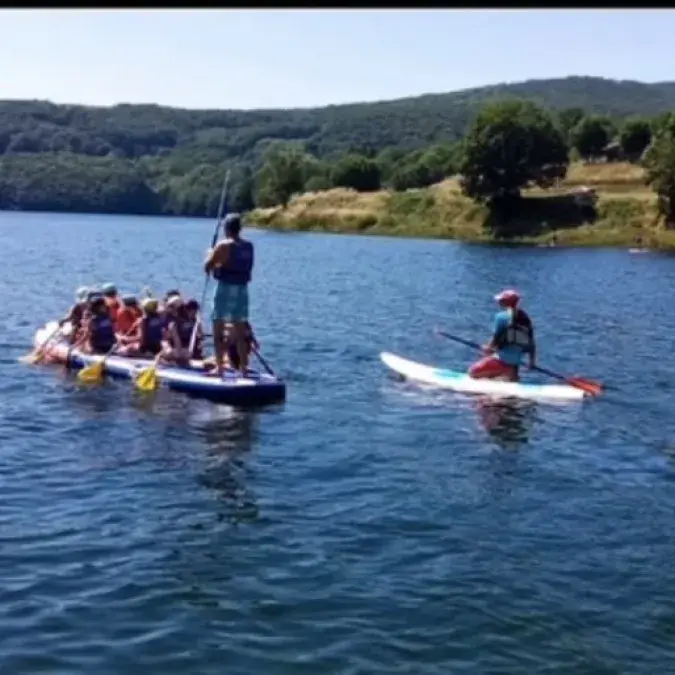 Location de stand-up paddle géant - Base nautique du Haut-Languedoc_La Salvetat-sur-Agout