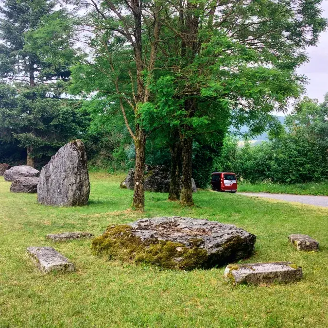 Aire de pique-nique sur la D622_Moulin-Mage