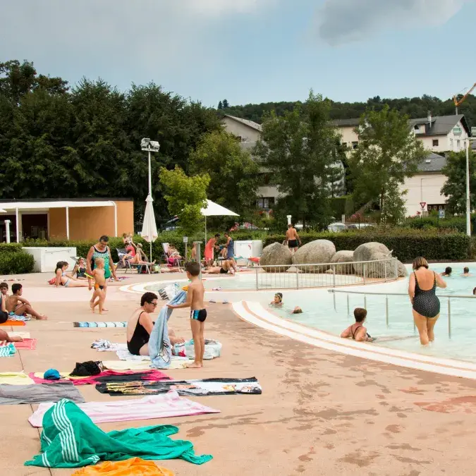 Espace des sources chaudes