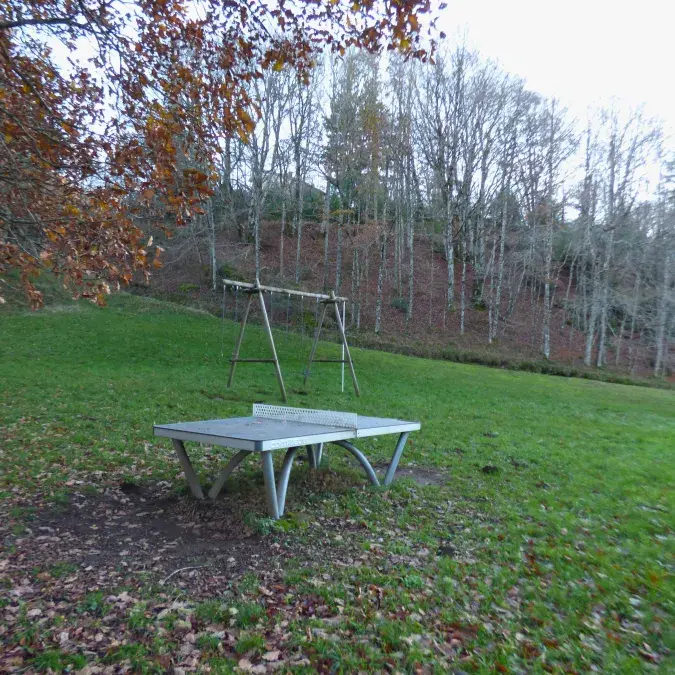 Aire de pique-nique de l'aire de jeux_Cambon-et-Salvergues
