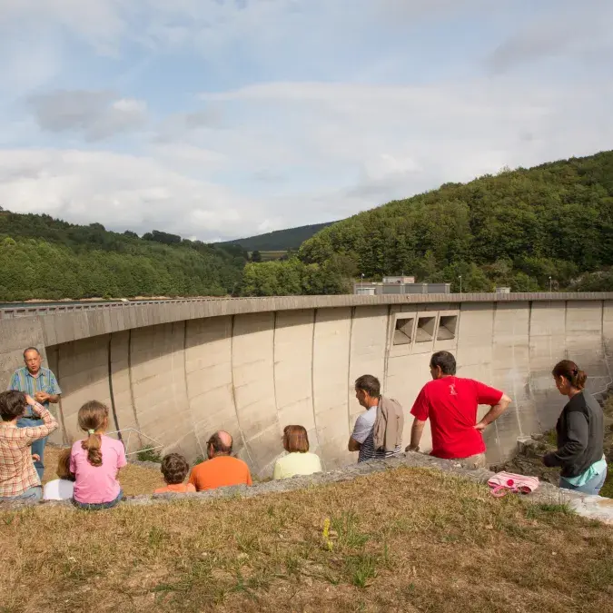 Visite commentée du barrage du lac du Laouzas_Nages