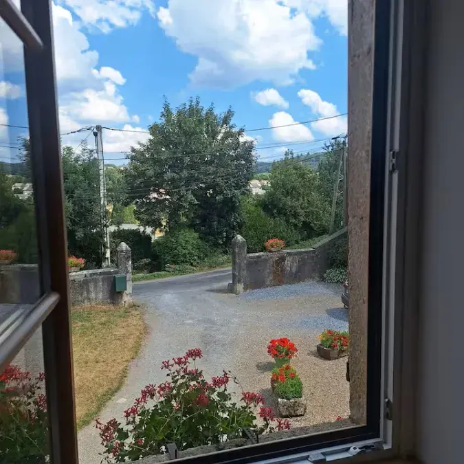 A l'orée du bois et du château_Lacaune