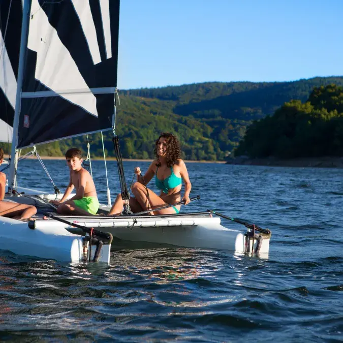 Location de Catamaran - Bases nautiques du Haut-Languedoc_Nages