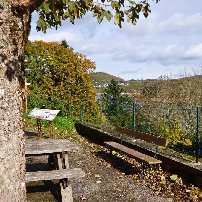 Aire de pique-nique de Villelongue_Nages