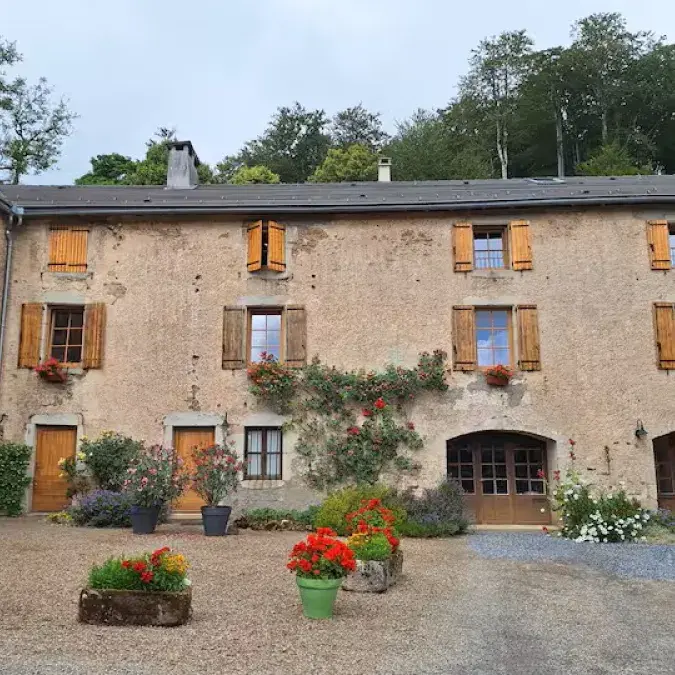 A l'orée du bois et du château_Lacaune