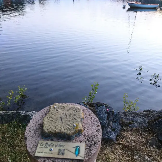 Totem proche du lac