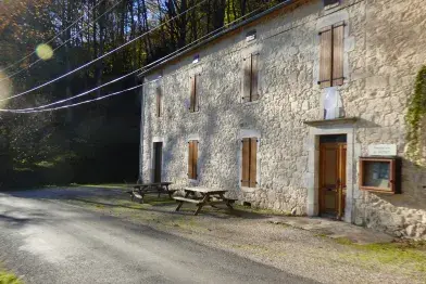 Aire de pique-nique de Tastavy_Nages