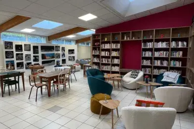 Bibliothèque_Murat-sur-Vèbre