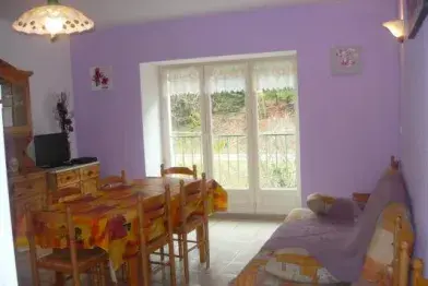 Les Châtaigneraies 1