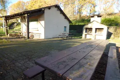 Aire de pique-nique de la base de loisirs du Laouzas_Nages