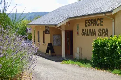 Bureau d'information touristique du lac du Laouzas_Nages