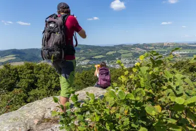 Pause contemplative au roc des Ecus