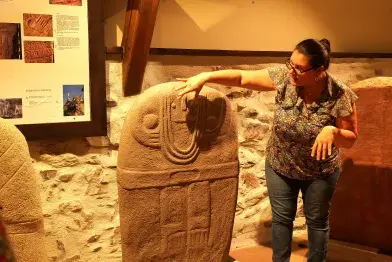 Visite commentée du Centre d'Interprétation des Mégalithes_Murat-sur-Vèbre